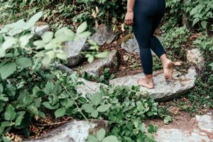 Beginner Guide to Mindful Walking: Steps to Inner Calm
